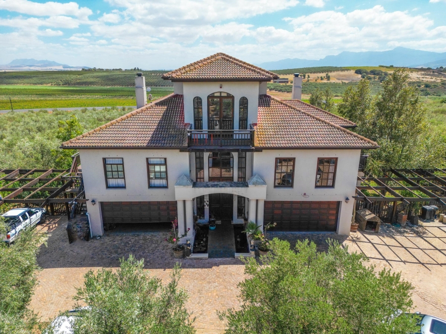 7 Bedroom Property for Sale in Windmeul Western Cape